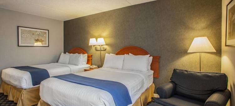 西芝加哥圣查尔斯凯艺套房酒店(Quality Inn and Suites St Charles -West Chicago)图片