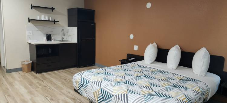 加利福尼亚佛森卡默朗公园 6 号开放式客房汽车旅馆(Studio 6 Suites Cameron Park, CA - Folsom)图片