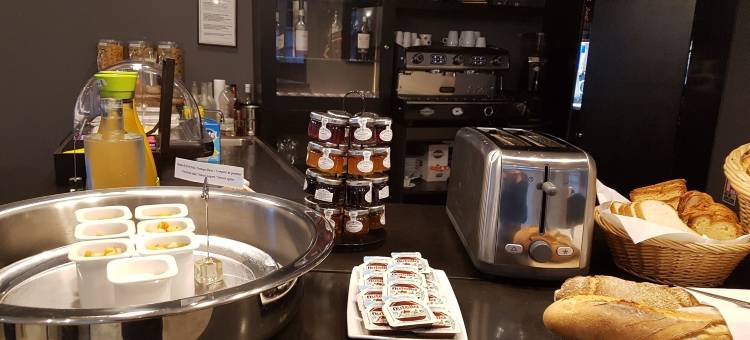 LOGIS HOTEL - 小贝隆酒店(Logis Hotel - le Petit Bellon)图片