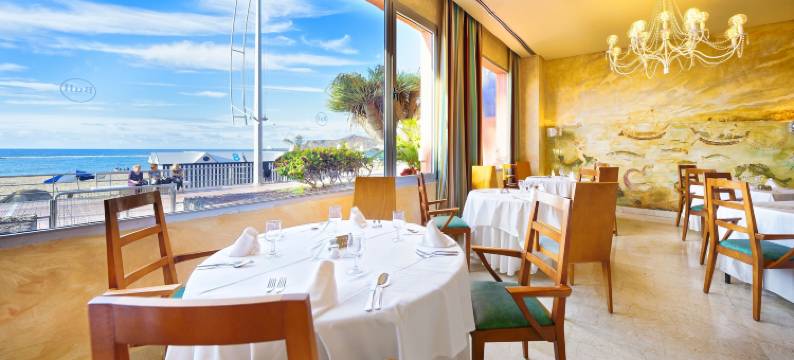 公牛雷纳伊莎贝尔 SPA 酒店(Bull Reina Isabel & Spa)图片