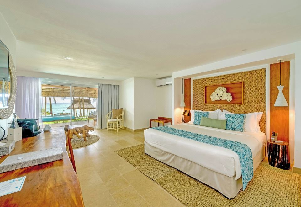 Cape Racha Sriracha Over view