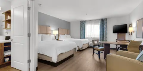 彭薩科拉-大學區Candlewood Suites