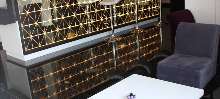 圣康坦伊夫林蒙蒂尼基里亚德酒店(Kyriad Saint Quentin EN Yvelines - Montigny)图片