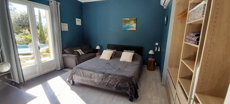 普罗文卡勒别墅酒店(La Villa Provençale)图片