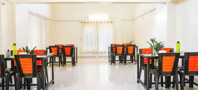 Fabhotel 威严豪华(FabHotel Majestic Luxurious - Nr Rajaram Bhiku Pathare Stadium)图片