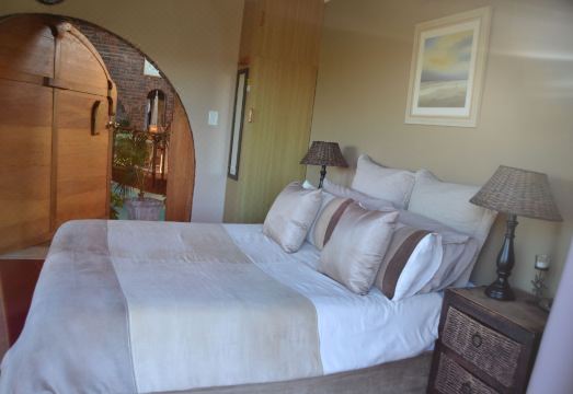 Dolphin View Guesthouse Hotel Overview