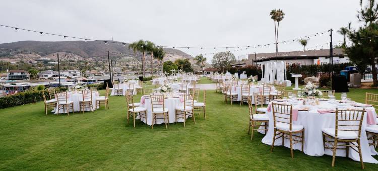 湖畔度假村(Lakehouse Resort)图片