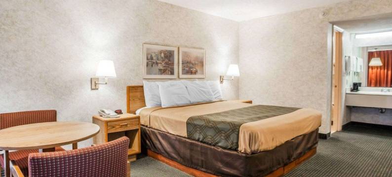 杰佛逊市伊克诺旅馆(Econo Lodge Jefferson City)图片