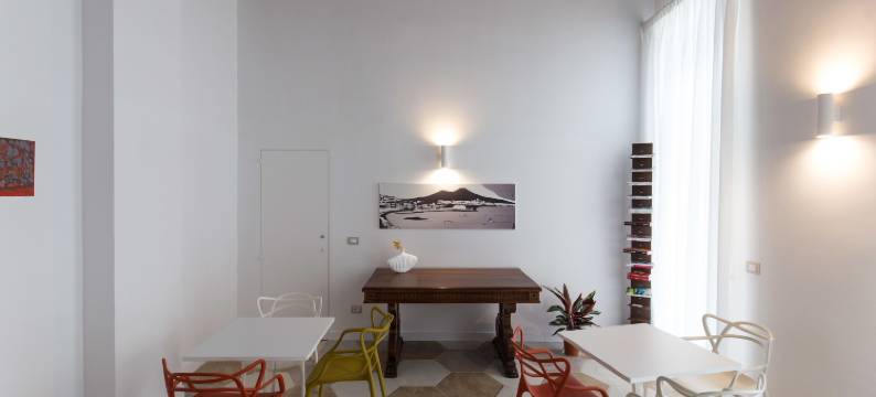 萨沃伊河滨酒店(Savoy Riviera)图片