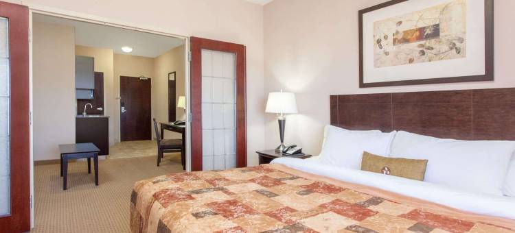 布鲁克斯华美达酒店(Ramada by Wyndham Brooks)图片