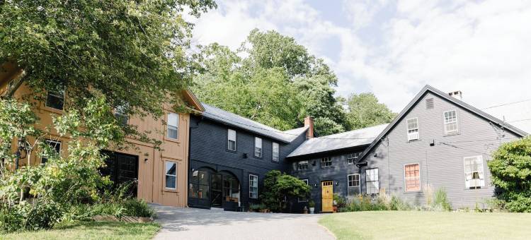 神秘的艾琳(Eileen of Mystic)图片