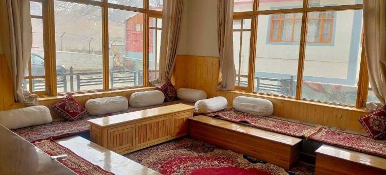 山蜂卡扎卡普尔度假村(Kapoor Resort Kaza by Mountain Bee)图片