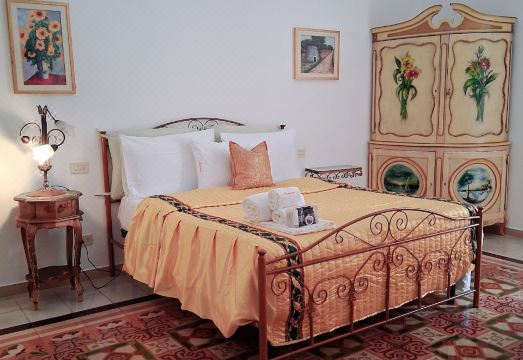 BnB 900 Lecce centro Hotel Overview