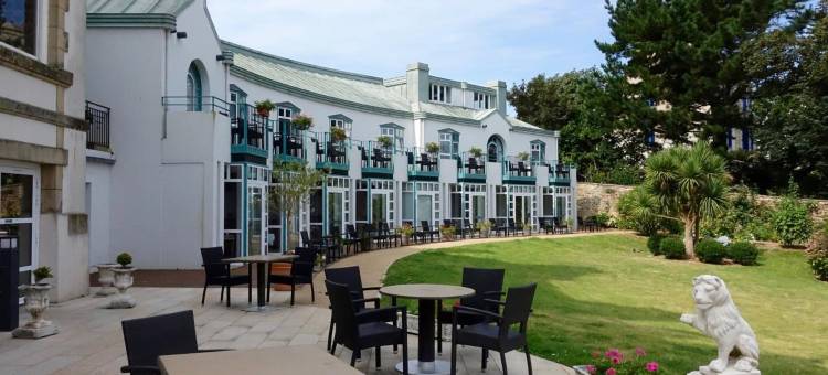 瓦隆布鲁斯庄园原生酒店(Clos de Vallombreuse the Originals Relais)图片