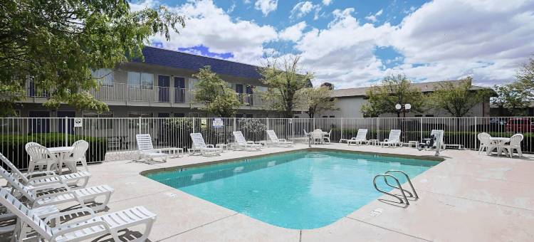 霍尔布鲁克6号汽车旅馆(Motel 6 Holbrook, AZ)图片