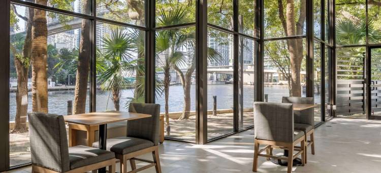 布里克尔市中心 - 迈阿密港舒适套房酒店(Comfort Inn & Suites Downtown Brickell-Port of Miami)图片