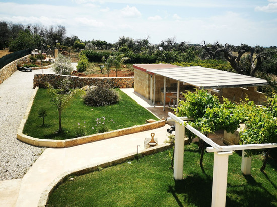 托雷维基亚瑞莱斯酒店