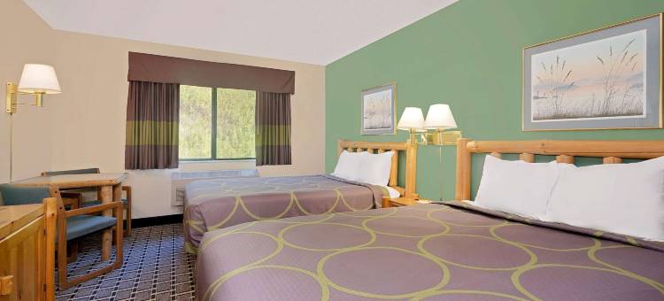 克洛凯速8酒店(Super 8 by Wyndham Cloquet)图片