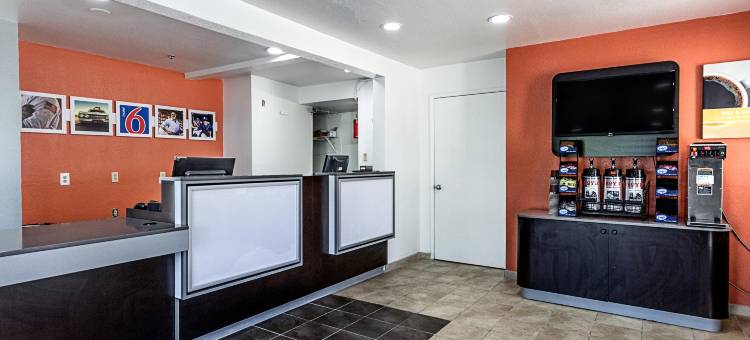 弗雷斯诺6号汽车旅馆 - 北巴求大道(Motel 6 Fresno, CA)图片