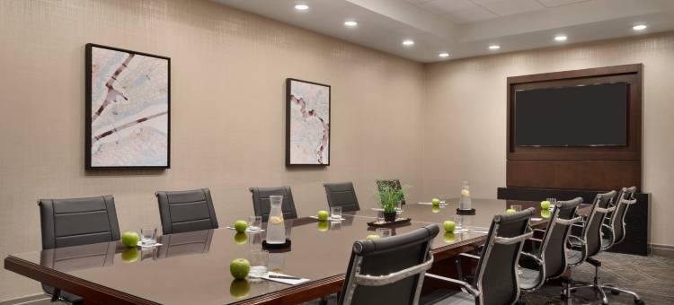 辛辛那提河心希尔顿安泊酒店(Embassy Suites by Hilton Cincinnati RiverCenter)图片