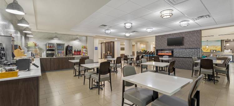 Best Western Plus McPherson图片