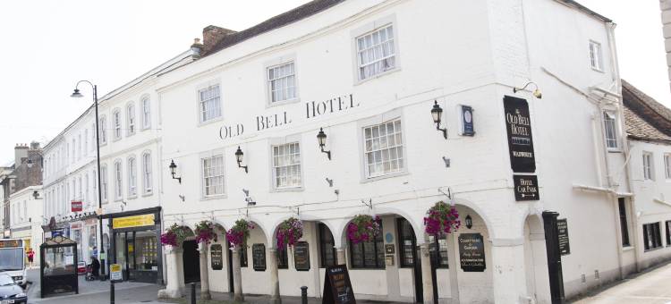 老钟酒店(The Old Bell at Warminster)图片