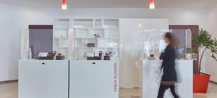 托卢卡特罗肯嘉年华酒店(Fiesta Inn Toluca Tollocan)图片