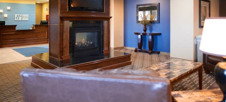 Holiday Inn Express 魔鬼湖(Holiday Inn Express Devils Lake)图片