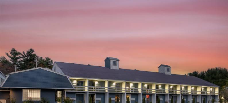 扬基快船旅馆 - 贝斯特韦斯特舒尔住宿精选酒店(Yankee Clipper Inn, SureStay Collection by Best Western)图片