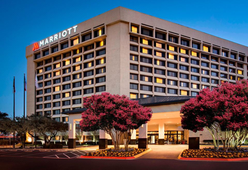 Dallas/Addison Marriott Quorum by the GalleriaOver view