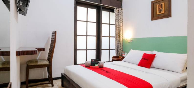 红多兹酒店-索卡诺哈他2(RedDoorz @ Soekarno Hatta 2)图片