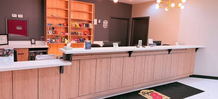 布伦汉姆速8酒店(Super 8 by Wyndham Brenham TX)图片