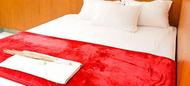 沙比内伦库特米特拉红门酒店(Hotel Shabine Rungkut Mitra RedDoorz)图片
