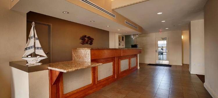 游艇海港贝斯特韦斯特酒店(Best Western Yacht Harbor Hotel)图片