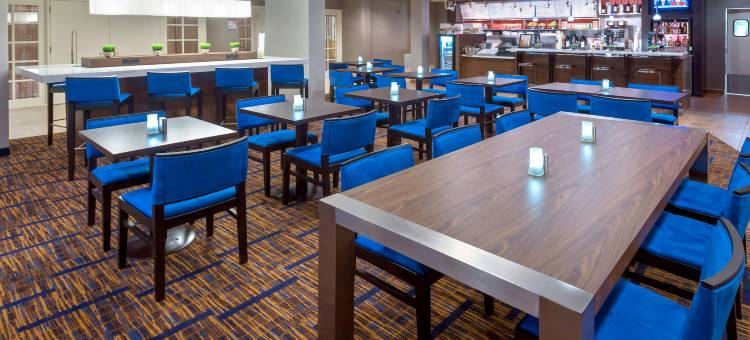 温斯顿塞勒姆汉斯商城万怡酒店(Courtyard Winston-Salem Hanes Mall)图片
