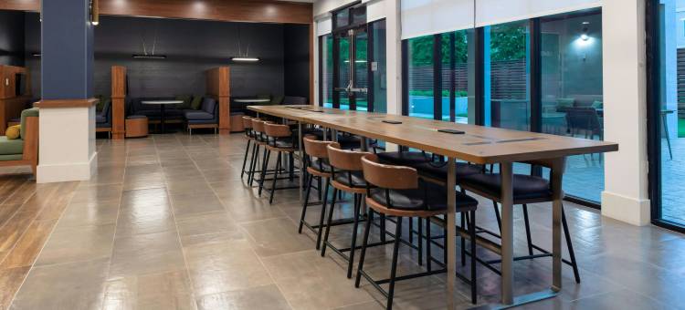 孟菲斯东/加勒里亚万怡酒店(Courtyard Memphis East/Galleria)图片