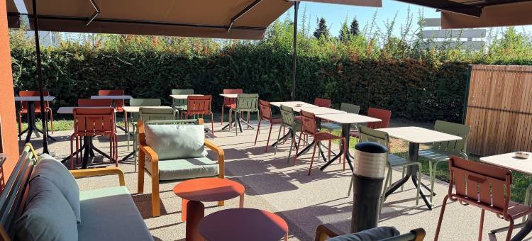 利昂东部布隆康铂酒店(Campanile NATURE - Lyon Est Bron Eurexpo)图片