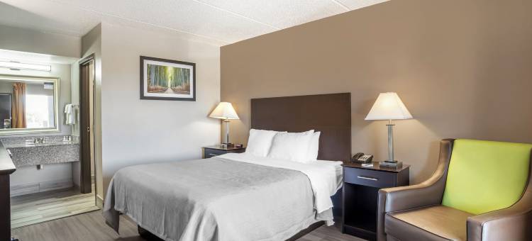 品质酒店辛普森维尔-格林维尔(Quality Inn Simpsonville-Greenville)图片