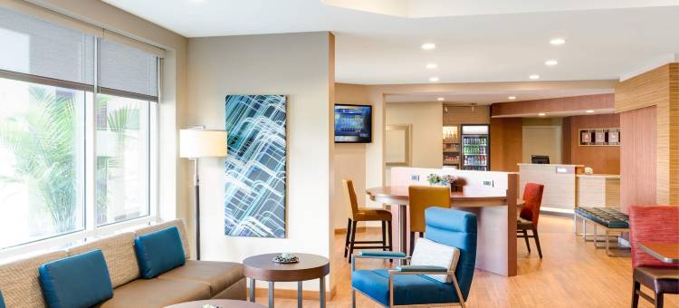 新哈特福德万豪TownePlace套房酒店(TownePlace Suites New Hartford)图片