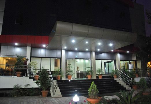 Kuber Inn Hotel Overview