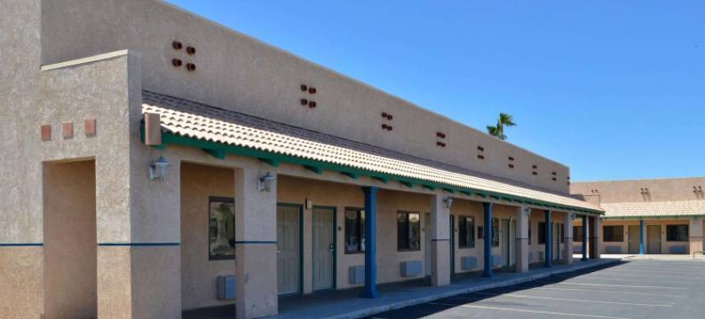 布莱斯马格努森酒店(Magnuson Hotel Blythe)图片