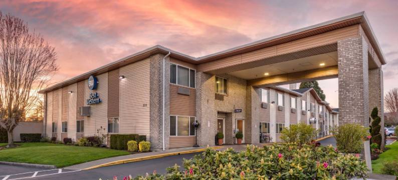 纽伯格贝斯特韦斯特酒店(Best Western Newberg Inn)图片