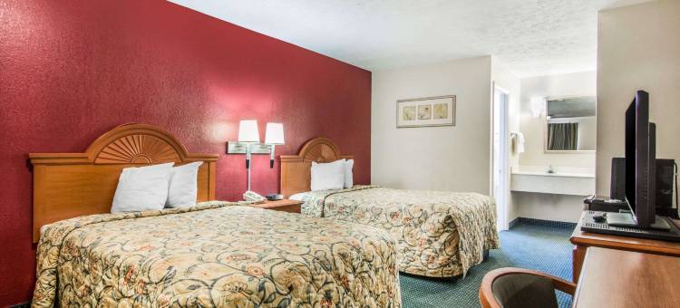 罗德威旅馆拉格兰奇东(Rodeway Inn la Grange East)图片