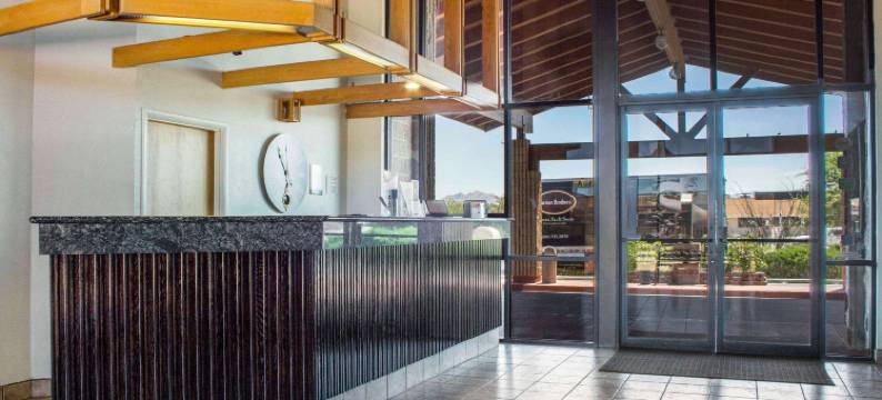 本森 I-10 公路 304 号出口凯艺酒店(Quality Inn Benson I-10 Exit 304)图片