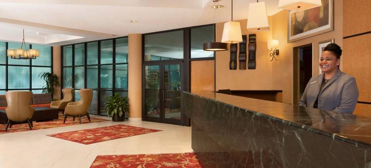 Crowne Plaza 奥本希尔斯(Crowne Plaza Auburn Hills)图片