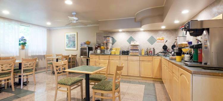 锡塔克机场戴斯酒店(Days Inn by Wyndham Seatac Airport)图片