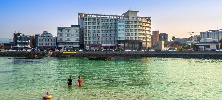 艾米济州海滩酒店咸德(Aimi Jeju Beach Hotel Hamdeok)图片