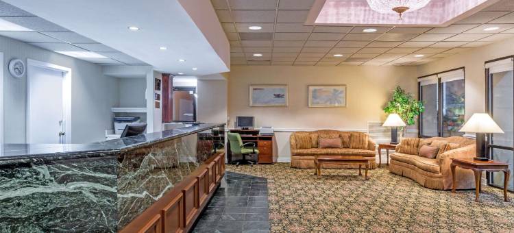 阿尔塔蒙特斯普林斯近 I-4 温德姆华美达酒店(Ramada by Wyndham Altamonte Springs Near I-4)图片