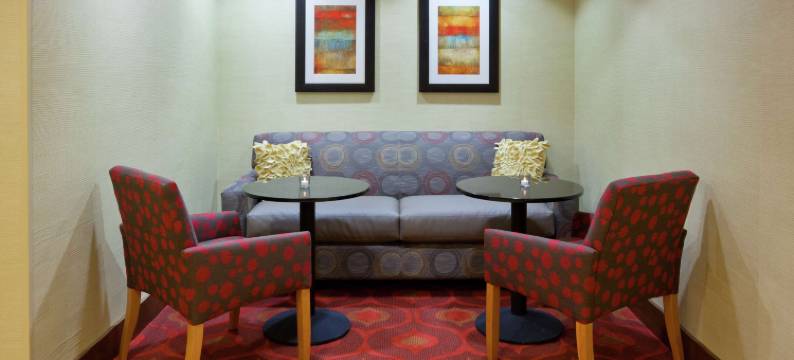 希尔顿欢朋酒店-罗克福德(Hampton Inn Rockford)图片