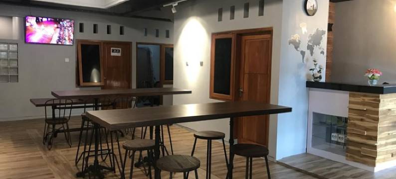 盒子里胶囊旅馆(InnBox Capsule Hotel)图片